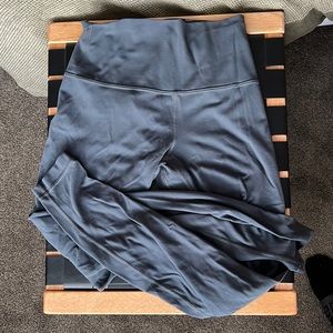 Lululemon Align High Rise 28” legging- Size 6. Grey.